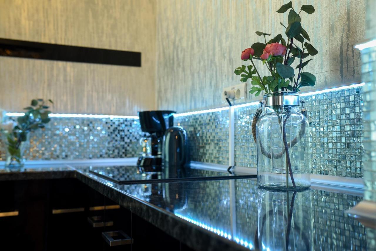 The Museum - Wonderful Super Central Apartment بوخارست المظهر الخارجي الصورة