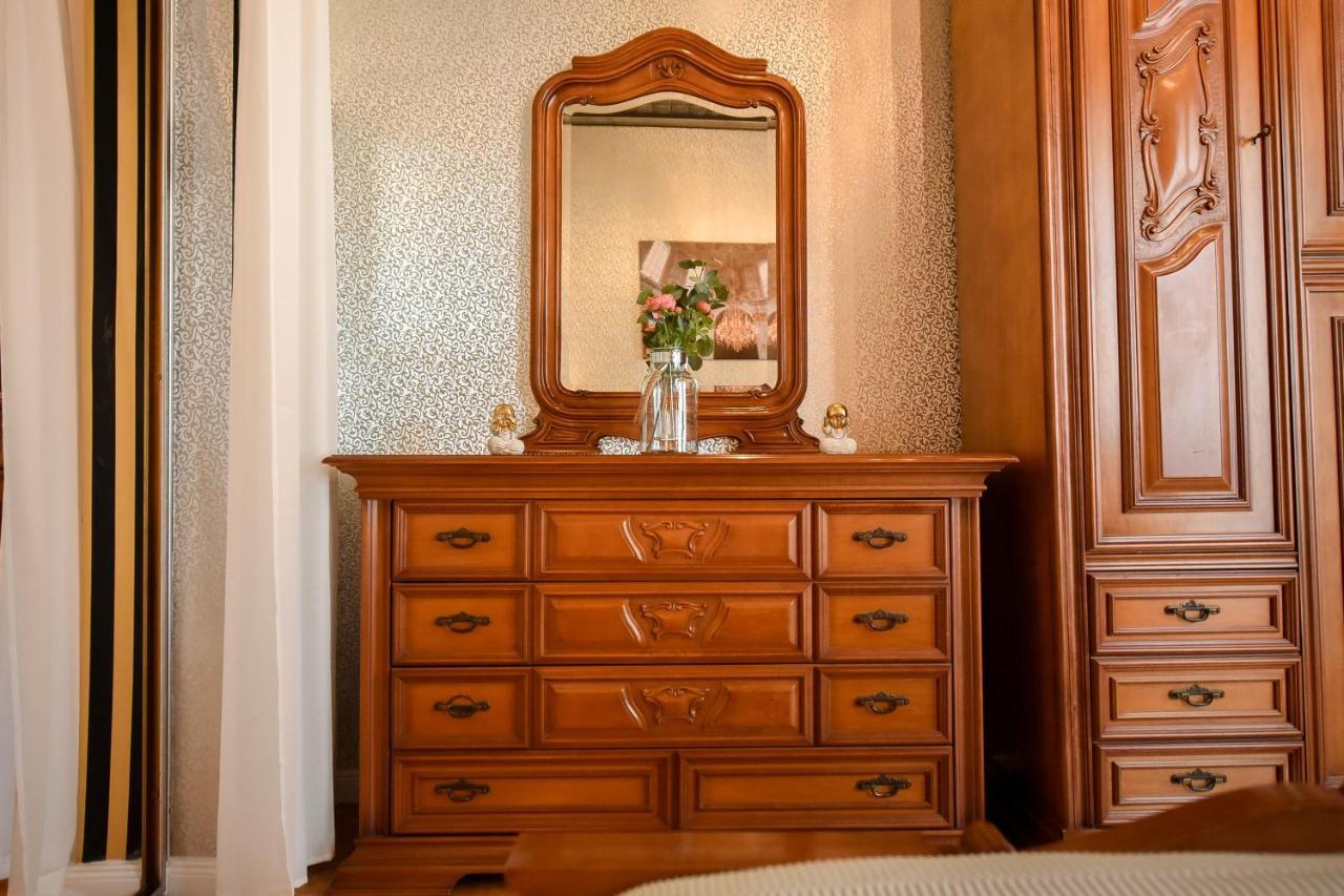 The Museum - Wonderful Super Central Apartment بوخارست المظهر الخارجي الصورة
