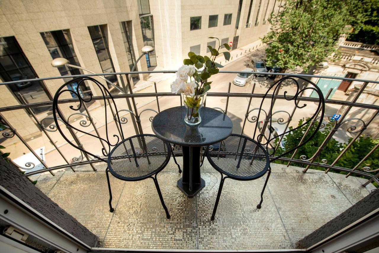 The Museum - Wonderful Super Central Apartment بوخارست المظهر الخارجي الصورة