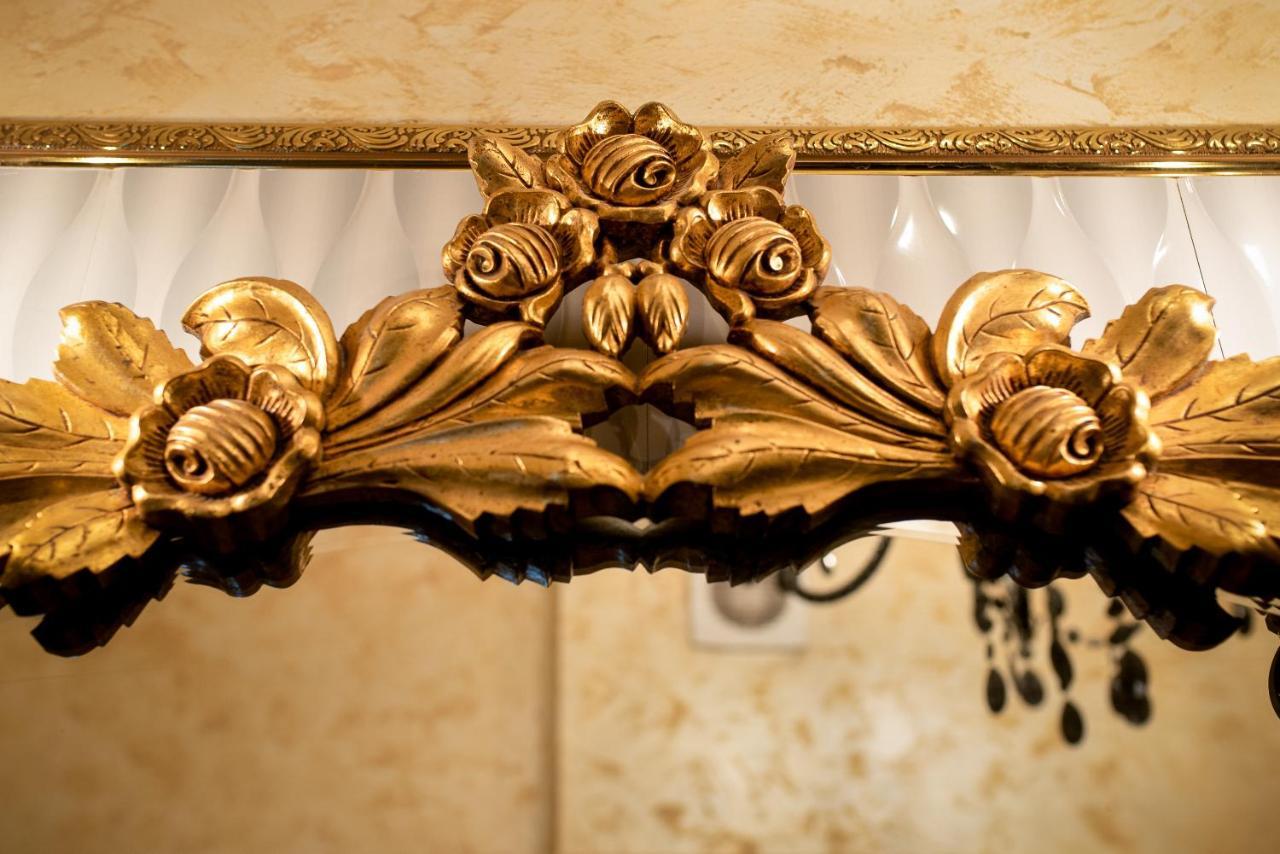 The Museum - Wonderful Super Central Apartment بوخارست المظهر الخارجي الصورة